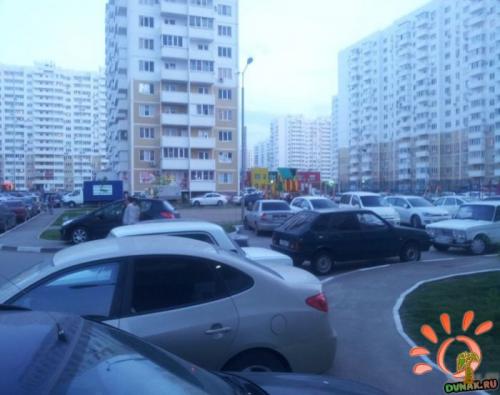 ЖК Московский краснодар форум. Как правильно парковать машину на машину в ЖК Московский? 01