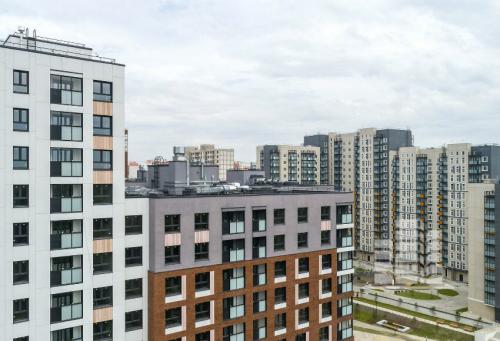 Самый большой Жилой комплекс в москве. Также пользуются популярностью у покупателей ЖК «Гринада» (Северное Бутово, ЮЗАО) и «МИР Митино» (Митино, СЗАО).