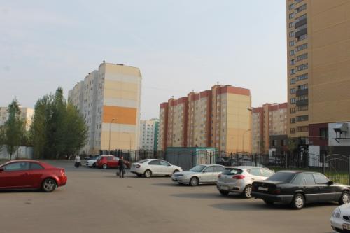 Новый микрорайон. Жители микрорайона «Новый Бомбей» просят вместо 27-й многоэтажки построить им спортплощадку