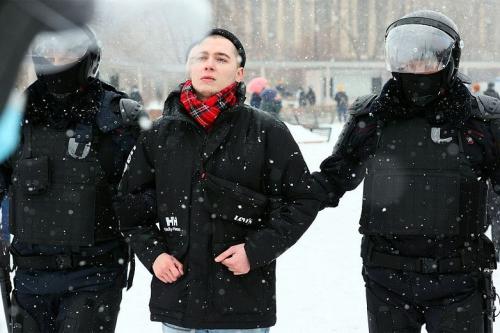 Как на работу выходят на акции протеста.. Все новости » 10