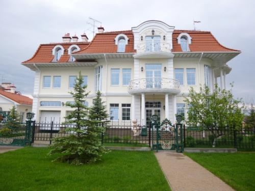 Секреты жилья в два уровня. Яркие дизайнерские решения 15