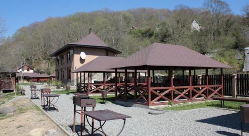 Снос новостроек в сочи. 10 самостроев Сочи, которые очень хотят снести