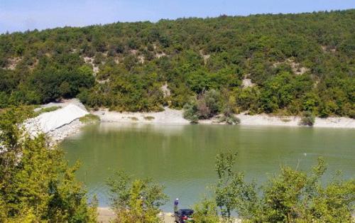 Озера в горах краснодара. Тут тебе и рыбалка, и охота, и лечебные процедуры 01