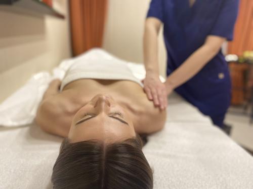 Ответы на часто задаваемые вопросы о биоревитализации. Гиалуроновая кислота: что о ней известно? 07